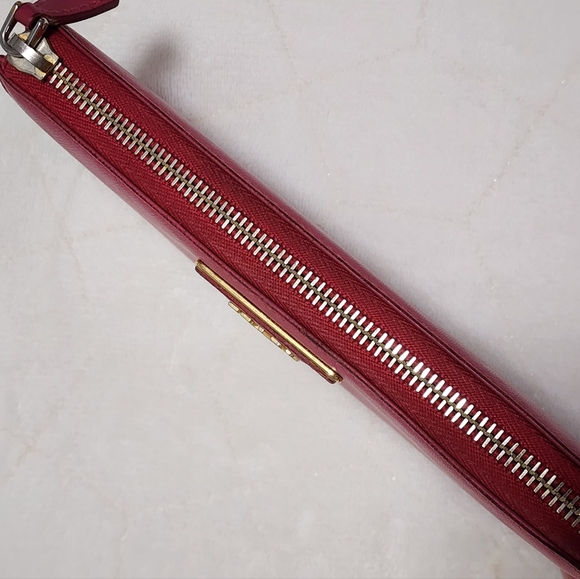 Prada Milano Saffiano Leather Wallet - Picture 4 of 13